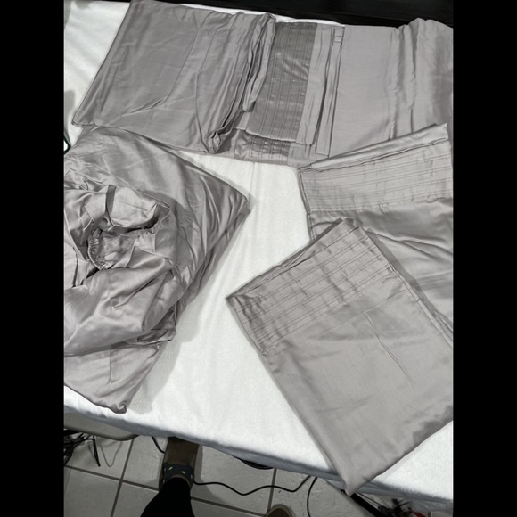 Pacific Coast Textiles 4 PC 1000 TC Sheet Set King - Picture 7 of 10